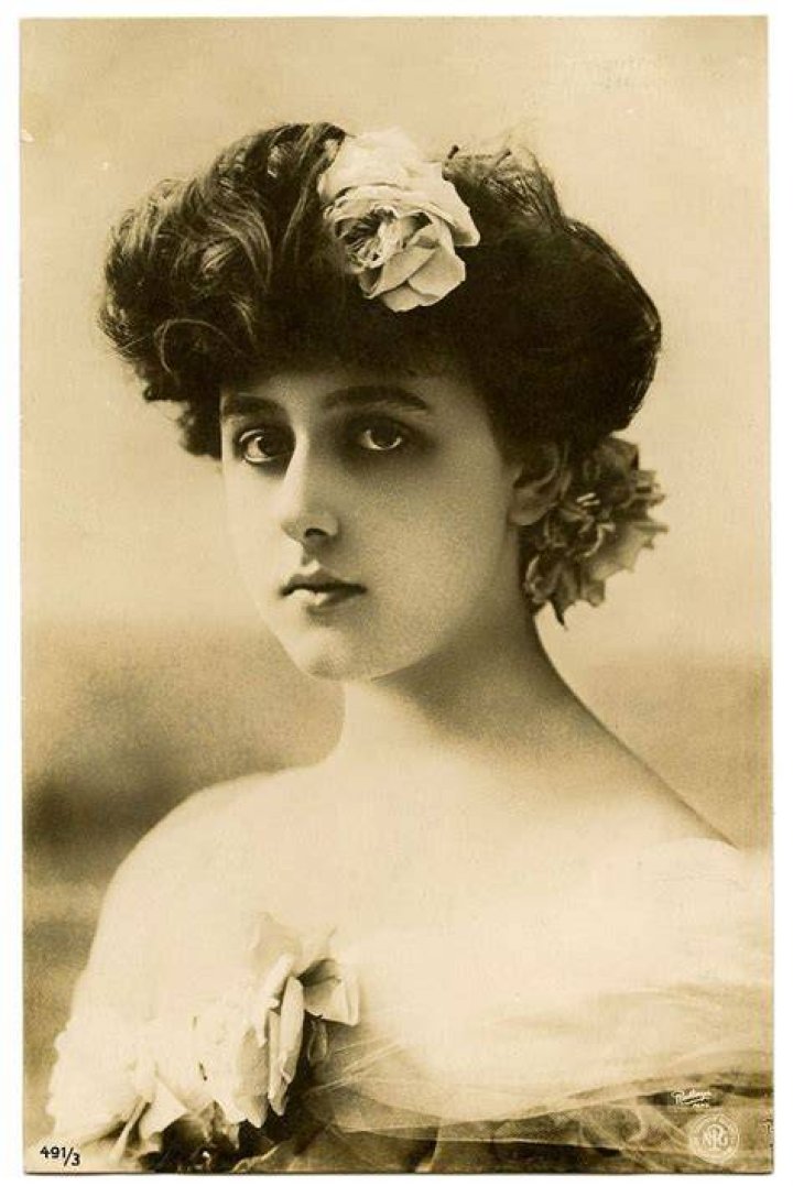 Beautiful Vintage Portraits of 20 Iconic RedHaired Celebrities
