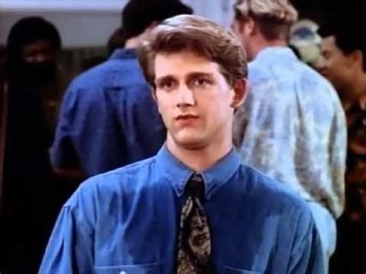 Beverly Hills 90210 Gabriel Macht (s02e11)(HD).wmv YouTube