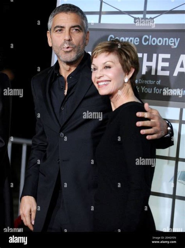 Clooney and mother Nina Warren Clooney during 'Ocean's Twelve