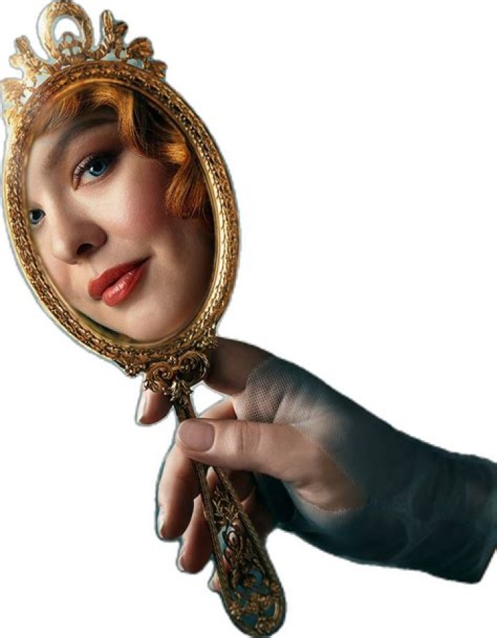 Explore The Passionate Mirror Scene In "Romancing Mr. Bridgerton"
