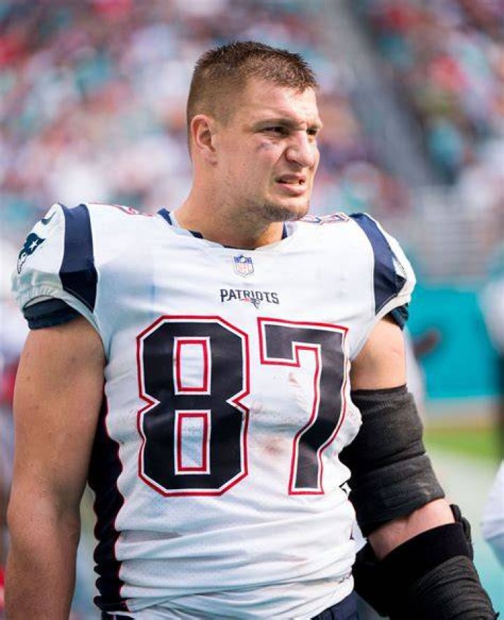 Gronk's Girlfriend Camille Kostek Was Told to Adjust Her Measurements