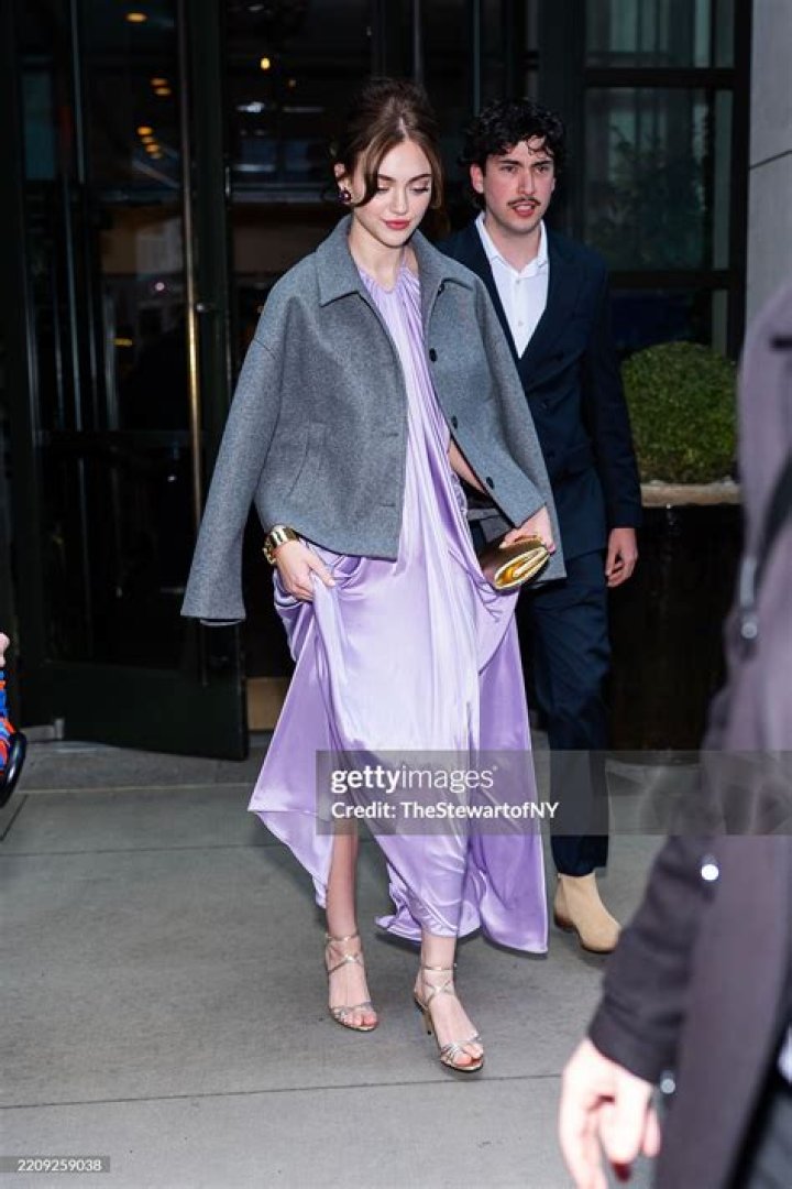 Isabel Gravitt Feet