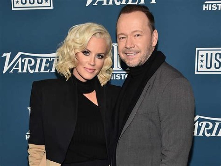 Jenny McCarthy & Donnie Wahlberg are Married! Entertainment Tonight