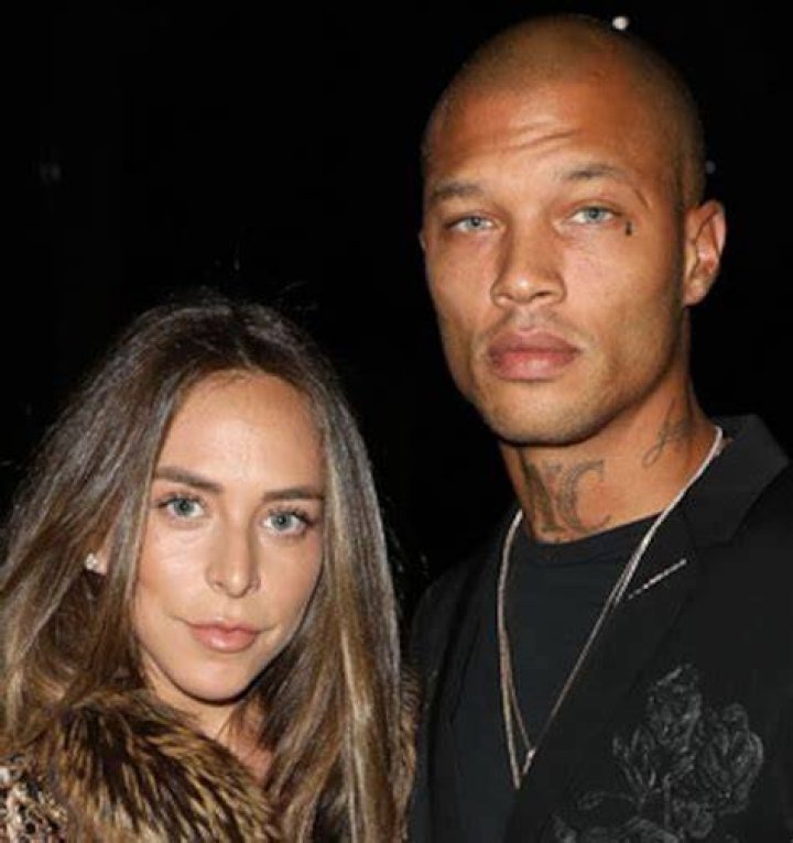 Jeremy Meeks Pays ExWife 6 Figures, Gets Primary Custody of Their Son