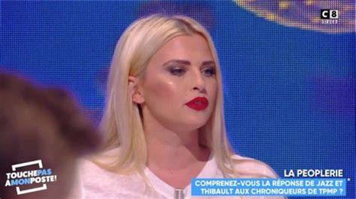 Kelly Vedovelli Actu, Biographie, photos et vid&eacute;os sur Les Crieurs Du Web