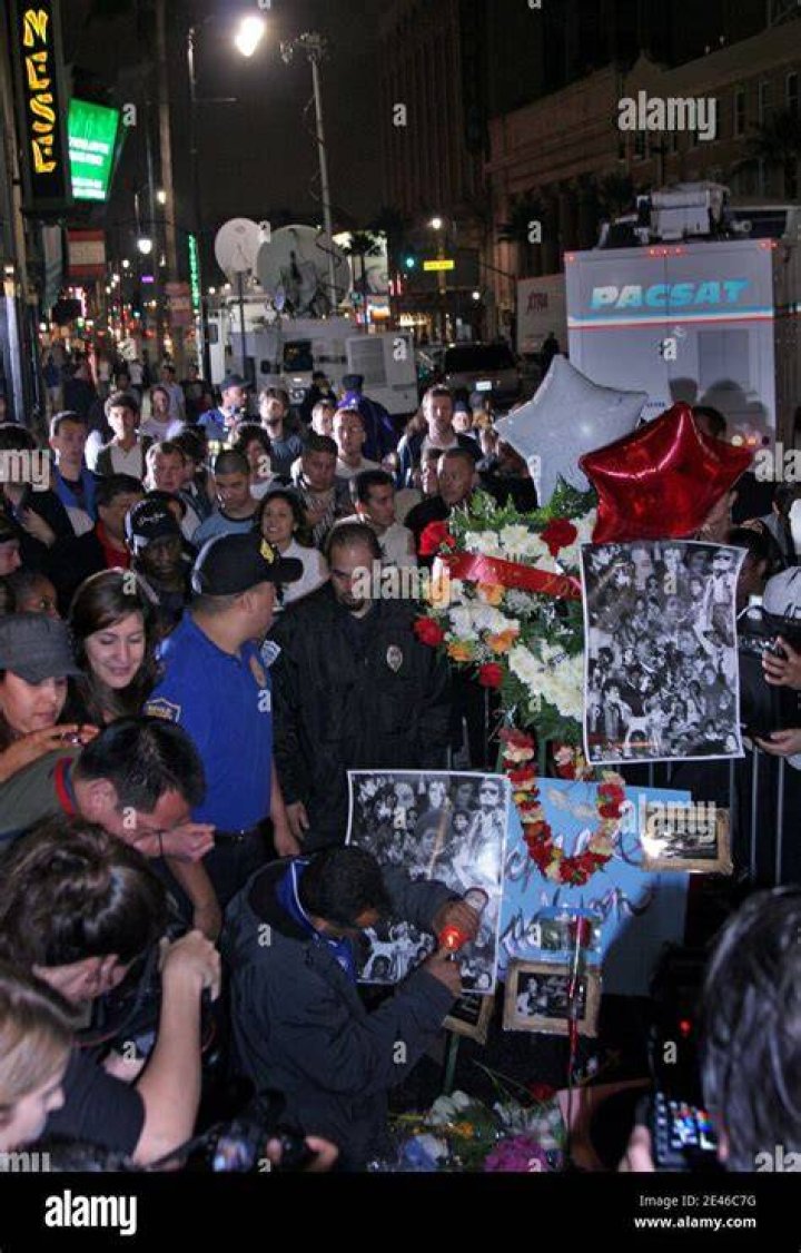 King Von&rsquo;s Fans In Mourning After Rapper Dies From Gun Fight Injuries