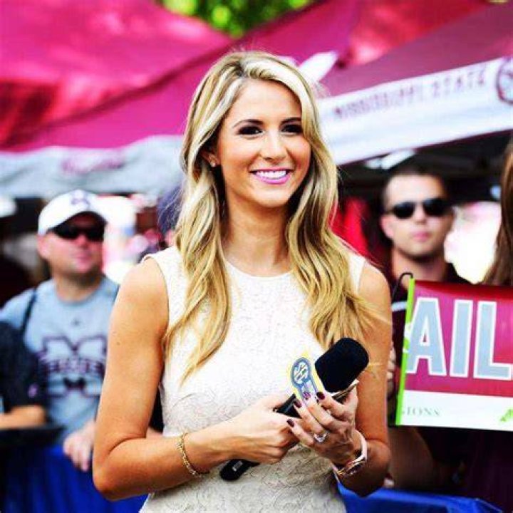 Laura Rutledge age, height, husband and hot photos Legit.ng