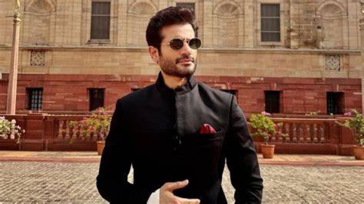 &lsquo;Khakee&rsquo; Karan Tacker Inspired By Real Life IPS Officer Amit Lodha