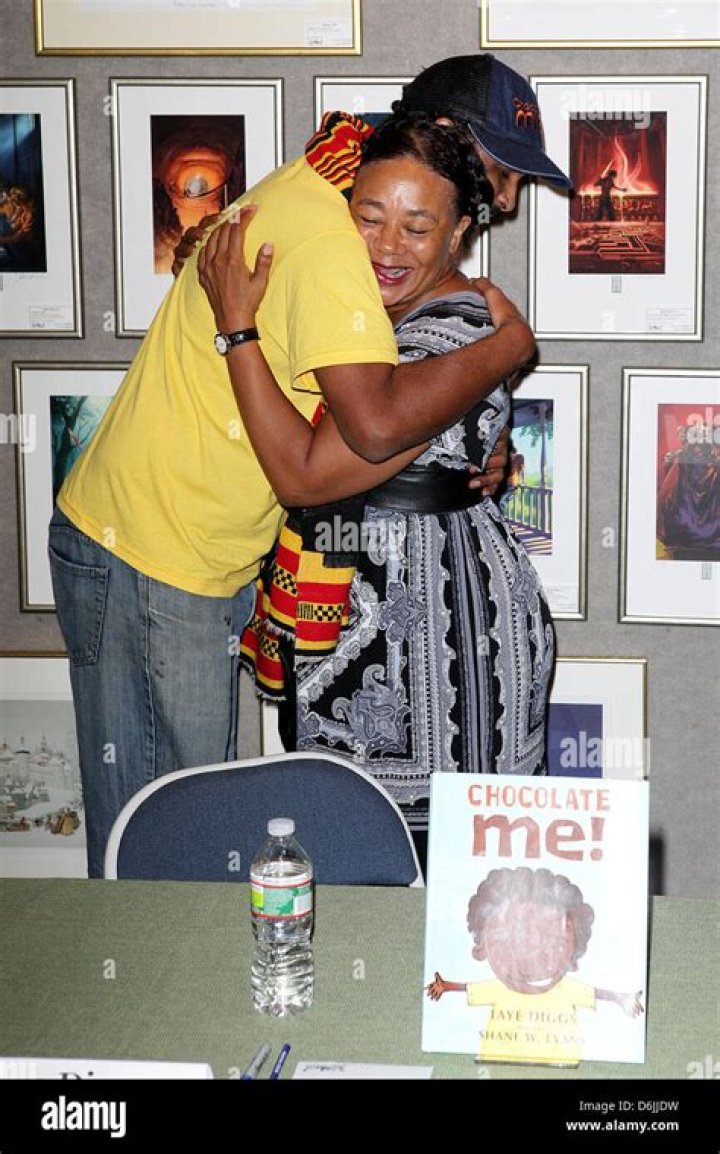 Marcia Berry Who is Taye Diggs mom? ABTC