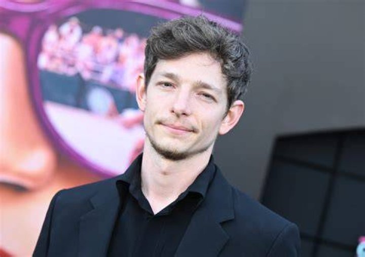Mike Faist Net Worth, Height, Age, Affair, Career, and More