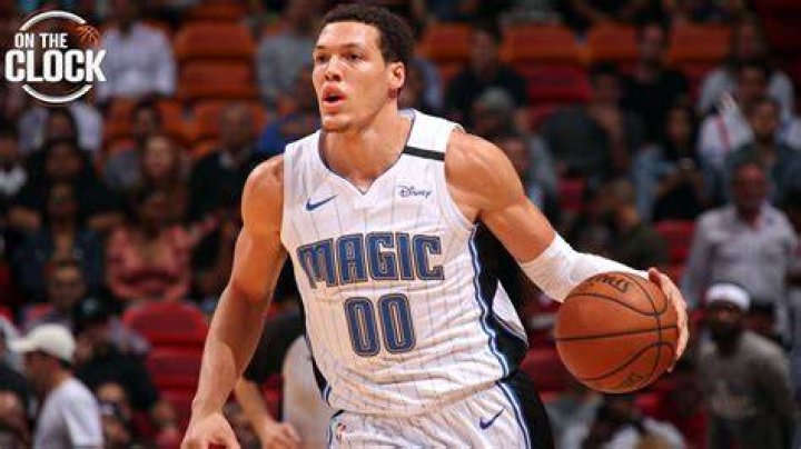 Orlando Magic forward Aaron Gordon mistakenly uploads revealing photo