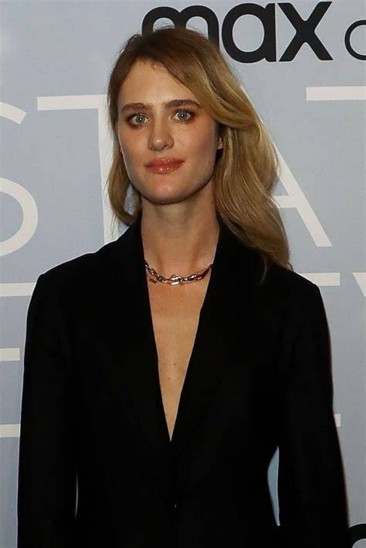 Picture of Mackenzie Davis