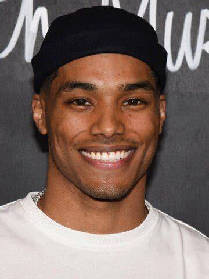 Rome Flynn as Jesse on A Christmas Duet Hallmark Channel