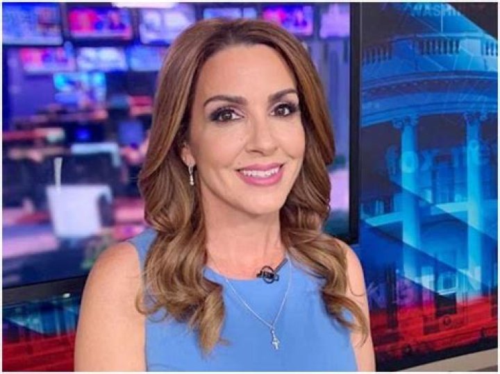 Sara Carter (reporter) bio age, husband, career, podcast (2022)