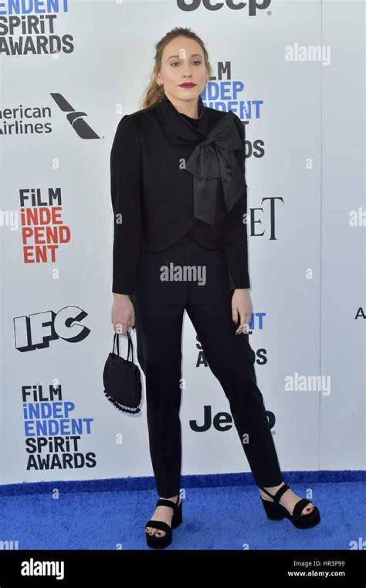 Sarah Sutherland at the 32nd Film Independent Spirit Awards in Santa