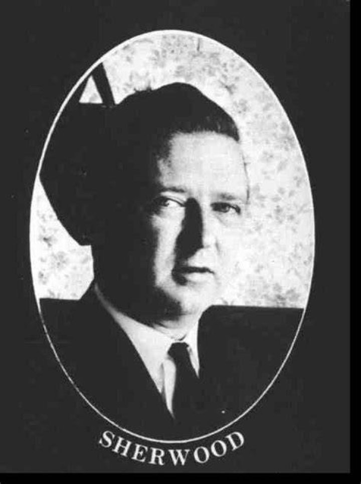 Sherwood Anderson Diller Official Site for Man Crush Monday MCM