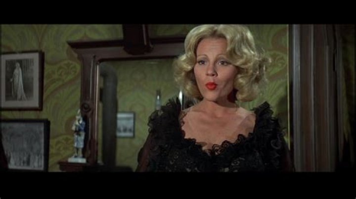 The Nostalgic Cinematic Review. Blazing Saddles (1974)
