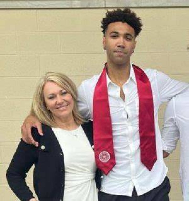 Trayce jacksondavis mom? age, Date of Birth, Parents, NBA draft, Dad
