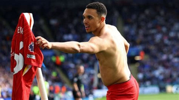 Trent AlexanderArnold eligibility to play for the USMNT explored