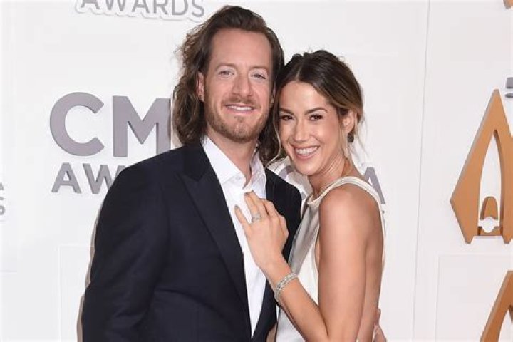 Tyler Hubbard Reunites with Family After Testing Negative for COVID