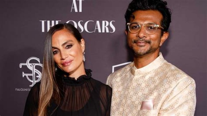 Utkarsh Ambudkar Married Status Now, Who Is His Wife?