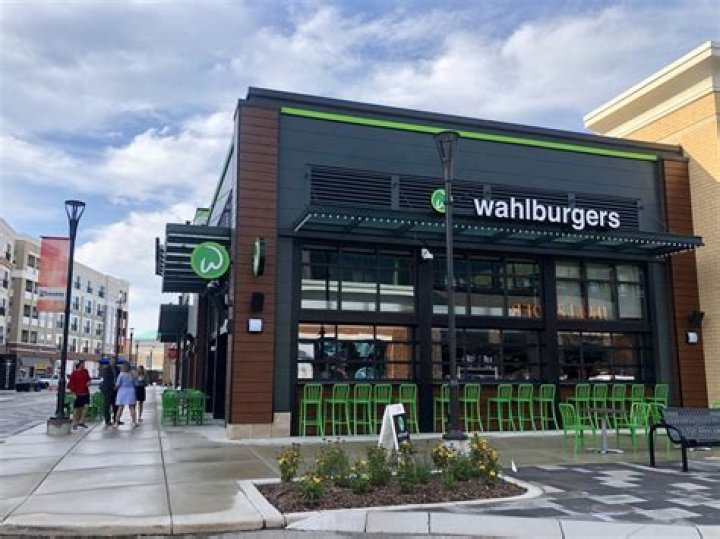 Wahlburgers Restaurant To Open In Rockingham