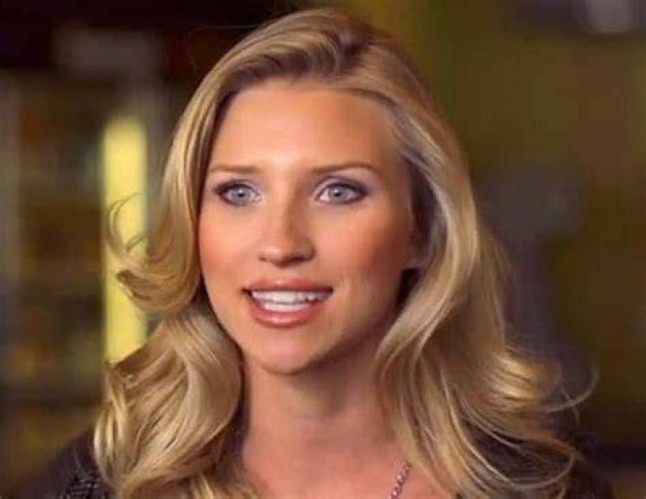 Who is Brittany Sonnen? (Chael Sonnen's Wife) Bio, Children, Job, Age