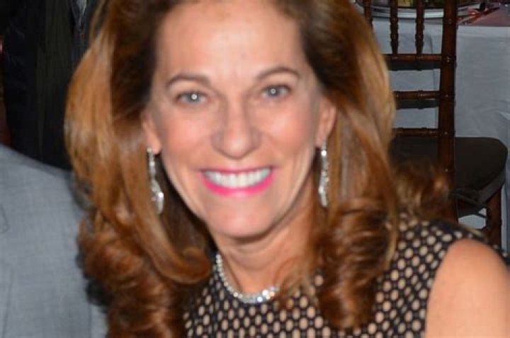 Who is Debrah Lee Charatan? Wiki, Net worth, Robert Durst Wife, Age