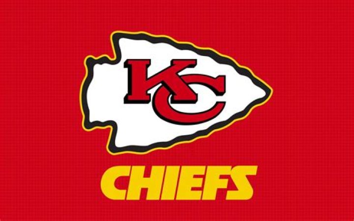 Who is The Kansas Chiefs Owner's Daughter Gracie Hunt?
